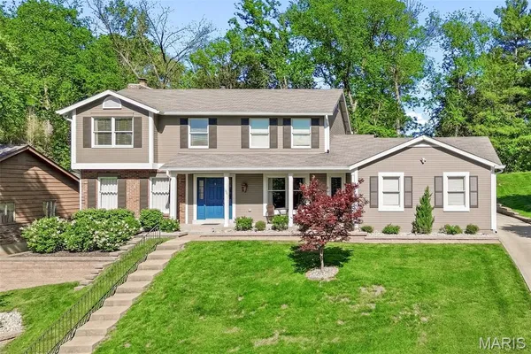 $534,900 | 180 Spring Oaks Drive, Ballwin, MO 63011