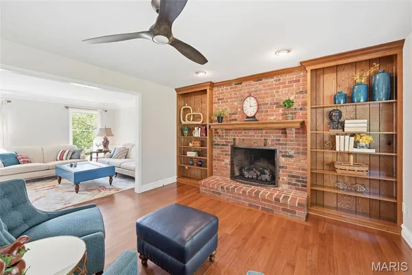 $534,900 | 180 Spring Oaks Drive, Ballwin, MO 63011