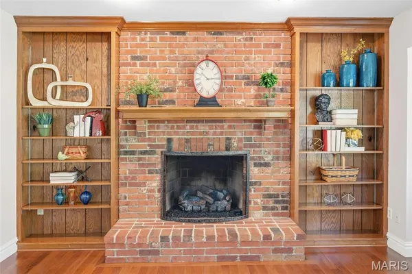 $534,900 | 180 Spring Oaks Drive, Ballwin, MO 63011