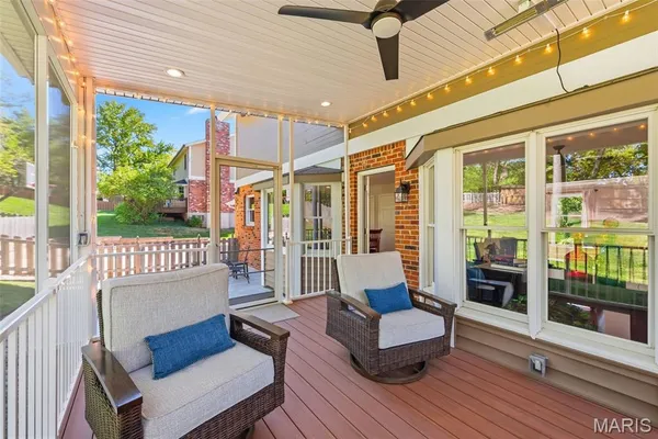 $534,900 | 180 Spring Oaks Drive, Ballwin, MO 63011