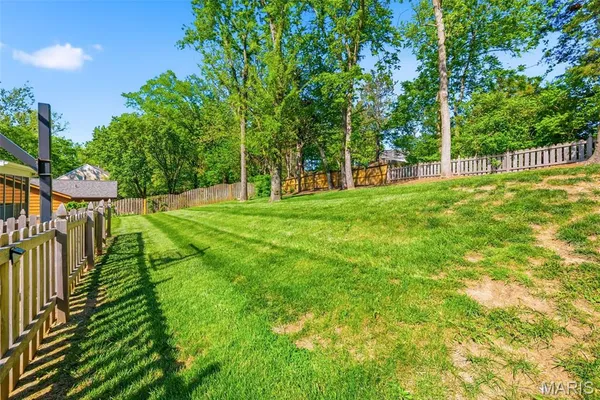 $534,900 | 180 Spring Oaks Drive, Ballwin, MO 63011