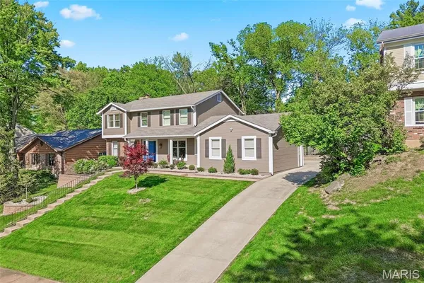$534,900 | 180 Spring Oaks Drive, Ballwin, MO 63011