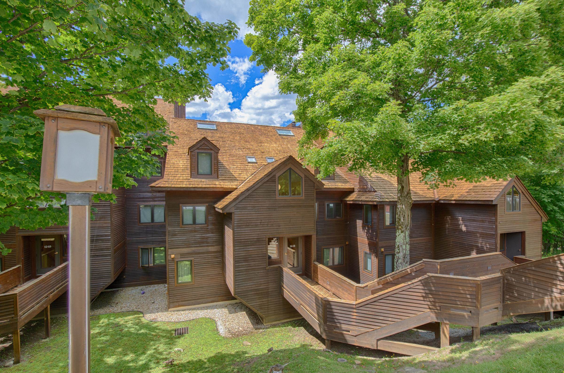 57 High Ridge Road, Unit B18 Killington, VT 05751 - Photo 2 of 25 Gallery Image 2