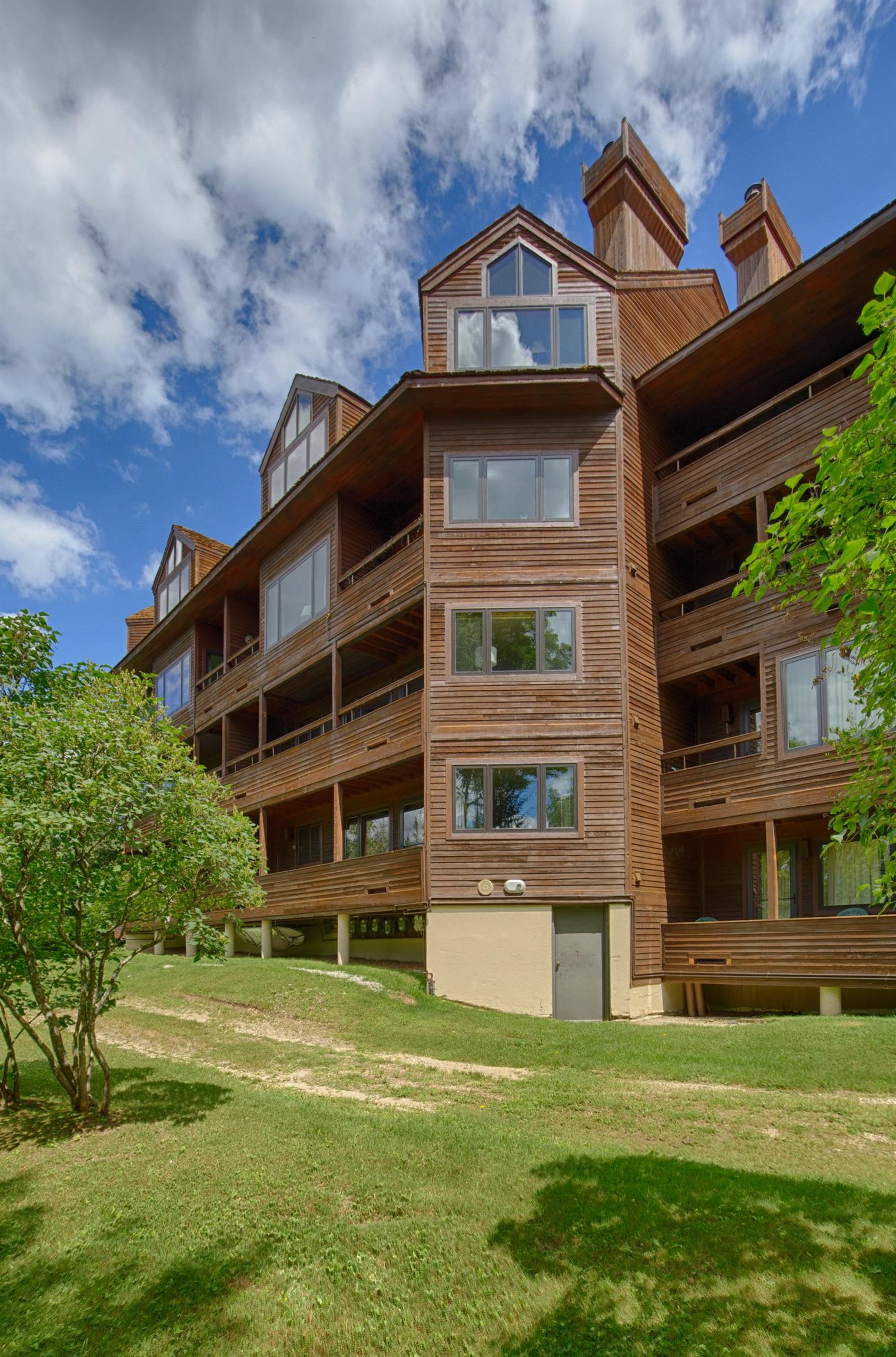 57 High Ridge Road, Unit B18 Killington, VT 05751 - Photo 21 of 25 Gallery Image 21