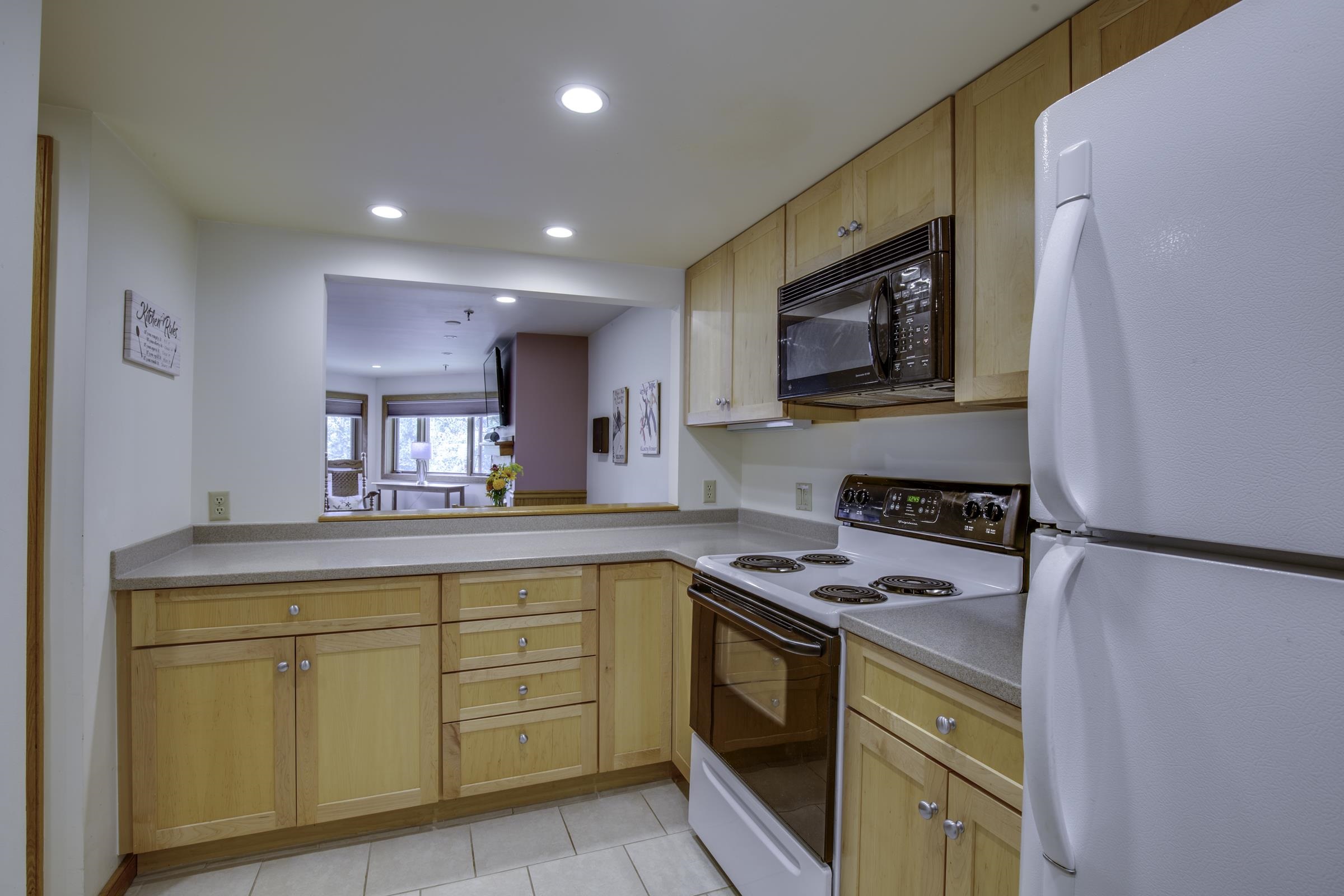 57 High Ridge Road, Unit B18 Killington, VT 05751 - Photo 9 of 25 Gallery Image 9