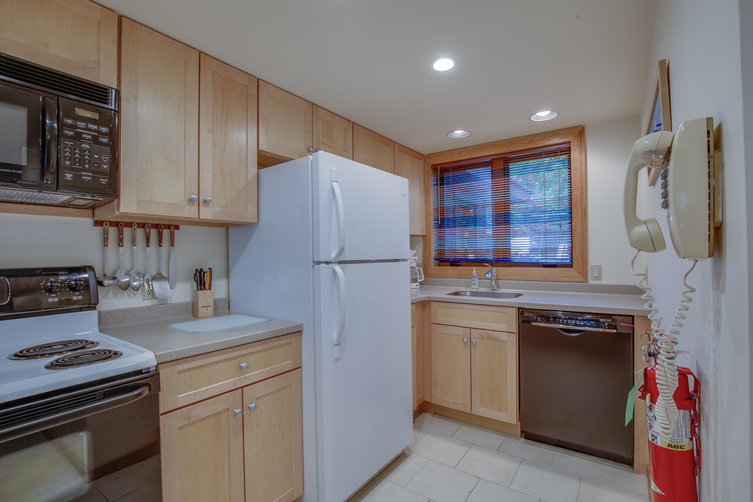 57 High Ridge Road, Unit B18 Killington, VT 05751 - Photo 10 of 25 Gallery Image 10