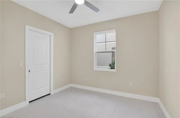 $3,200 | 286 Indies Drive East, Unit 101, Naples, FL 34114