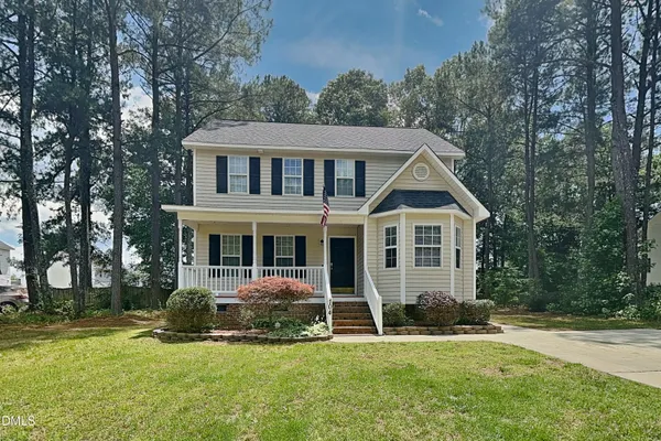 $1,899 | 104 Roundtree Court, Clayton, NC 27520