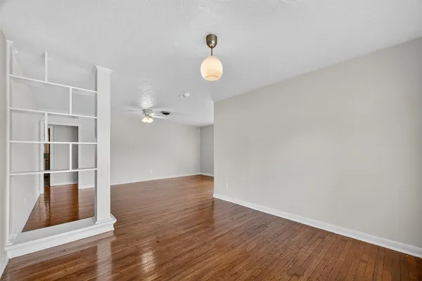 $1,900 | 3817 Anita Street, Houston, TX 77004