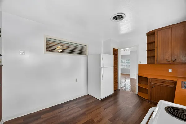 $1,900 | 3817 Anita Street, Houston, TX 77004