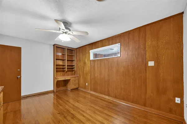 $1,900 | 3817 Anita Street, Houston, TX 77004