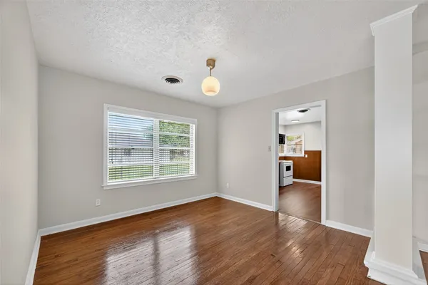 $1,900 | 3817 Anita Street, Houston, TX 77004
