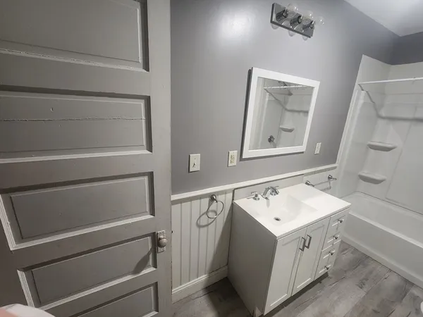 $2,350 | 39 Elmwood Street, Unit 1, North Attleboro, MA 02760