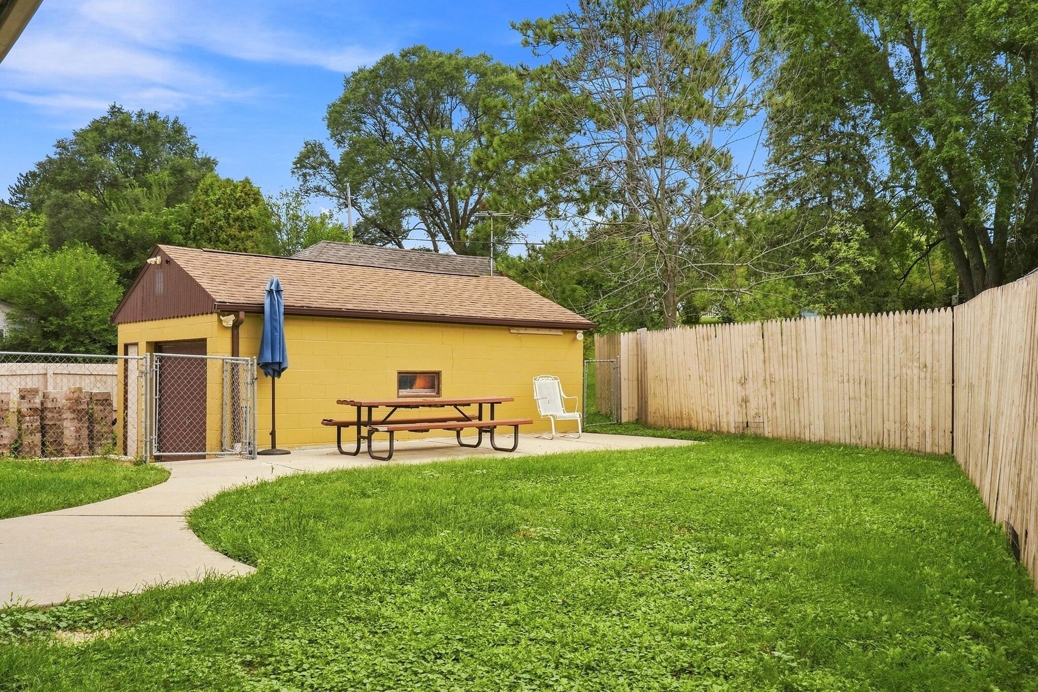 1903 Salisbury Road West Bend, WI 53090 - Photo 40 of 40 44_Backyard_View_2