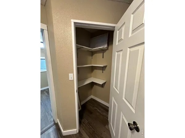 a view of utility room