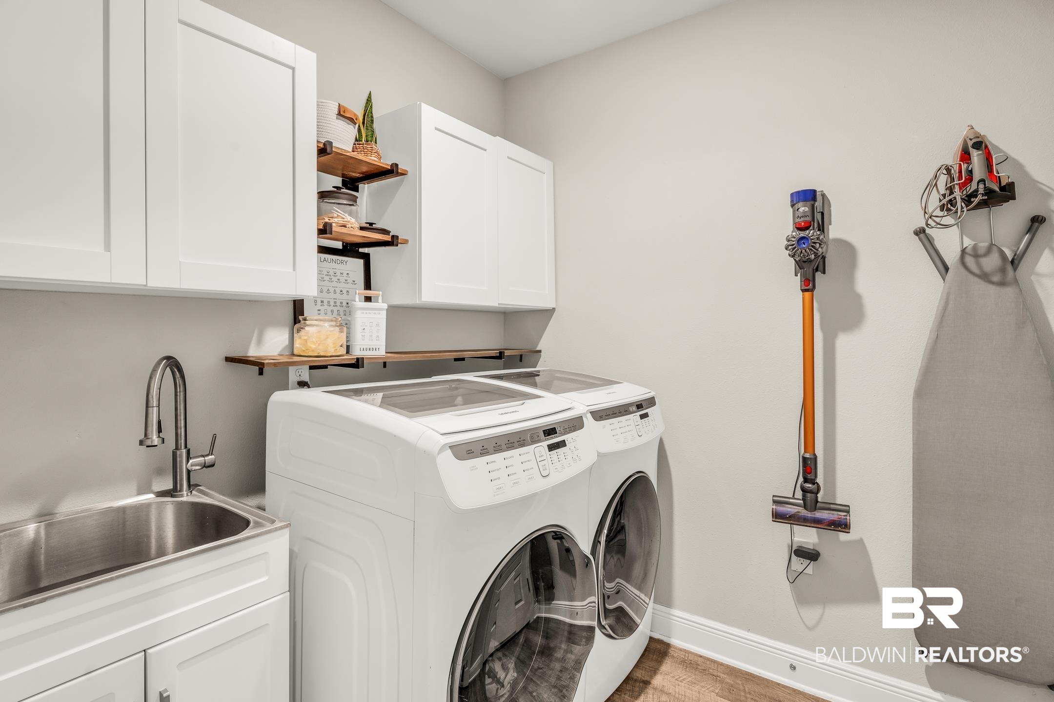 24859 Spectacular Bid Loop Daphne, AL 36526 - Photo 28 of 34 Laundry Room