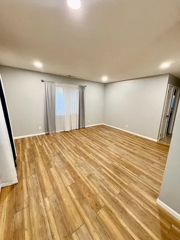 $1,995 | 2347 Carnation Drive, Unit 2347, Crest Hill, IL 60403