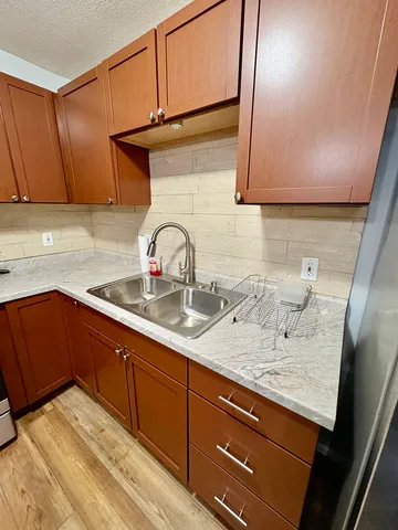 $1,995 | 2347 Carnation Drive, Unit 2347, Crest Hill, IL 60403