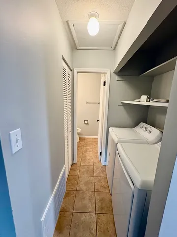 $1,995 | 2347 Carnation Drive, Unit 2347, Crest Hill, IL 60403