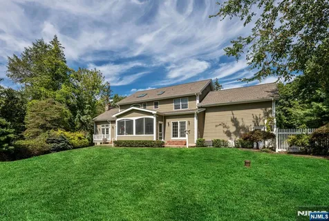 $2,295,000 | 193 Pulis Avenue, Franklin Lakes, NJ 07417