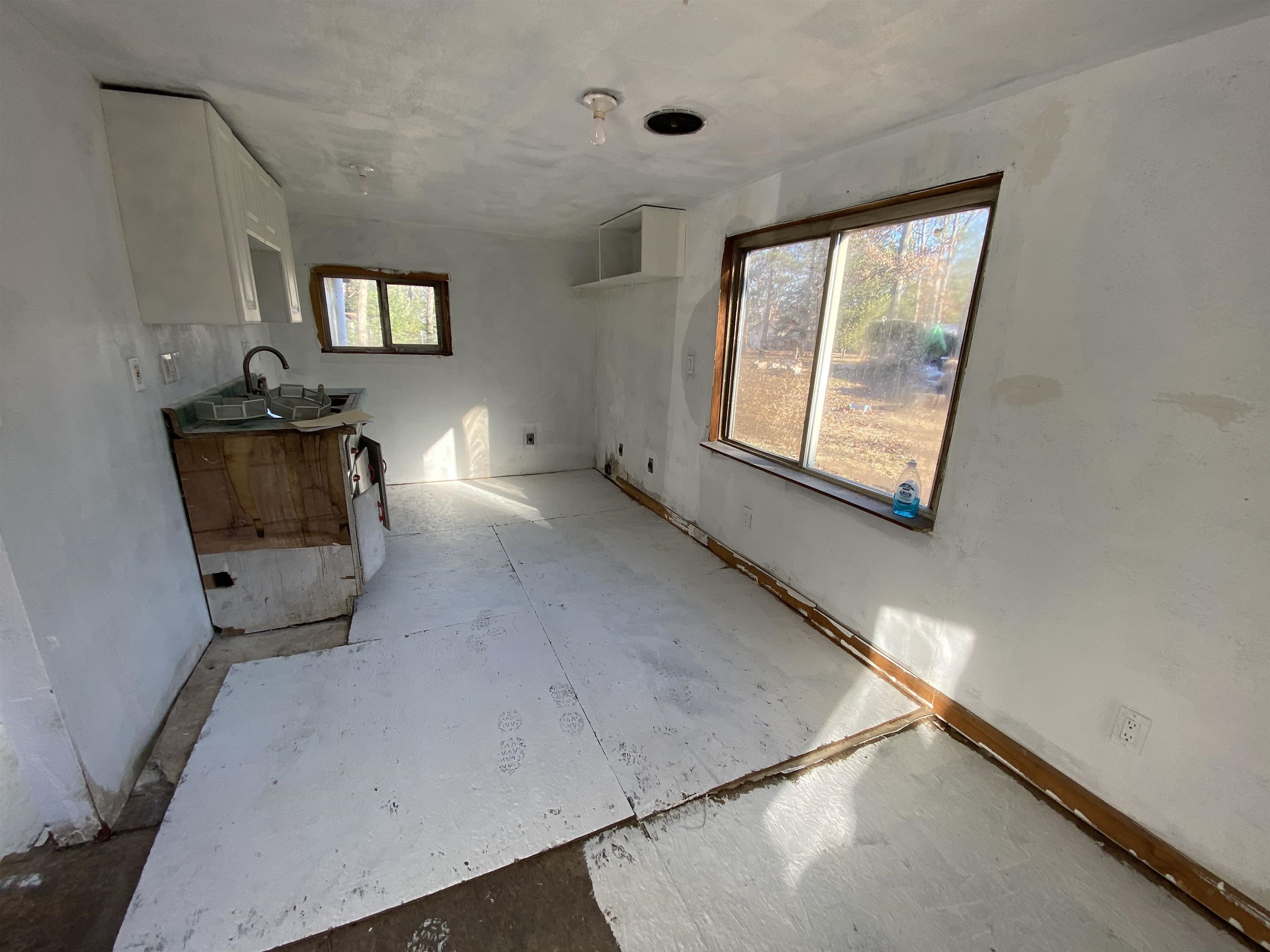 6549 Carpenter Road Harrison, MI 48625 - Photo 8 of 18