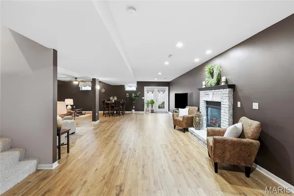 $540,000 | 301 Meadow Chase Drive, Festus, MO 63028