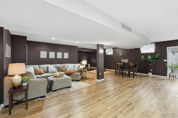 $540,000 | 301 Meadow Chase Drive, Festus, MO 63028