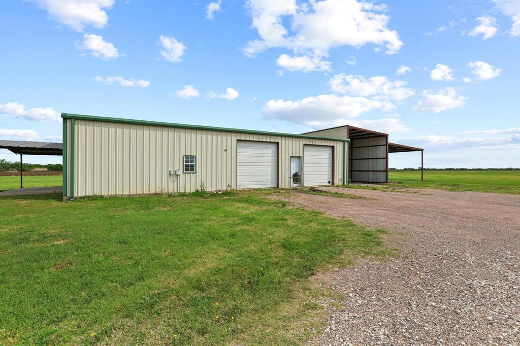 386 Scoggins Road Tioga, TX 76271 - Photo 28 of 30