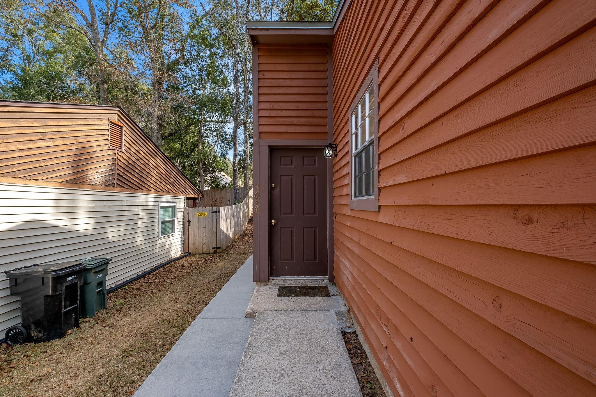 1047 Sutor Road Tallahassee, FL 32311 - Photo 2 of 33