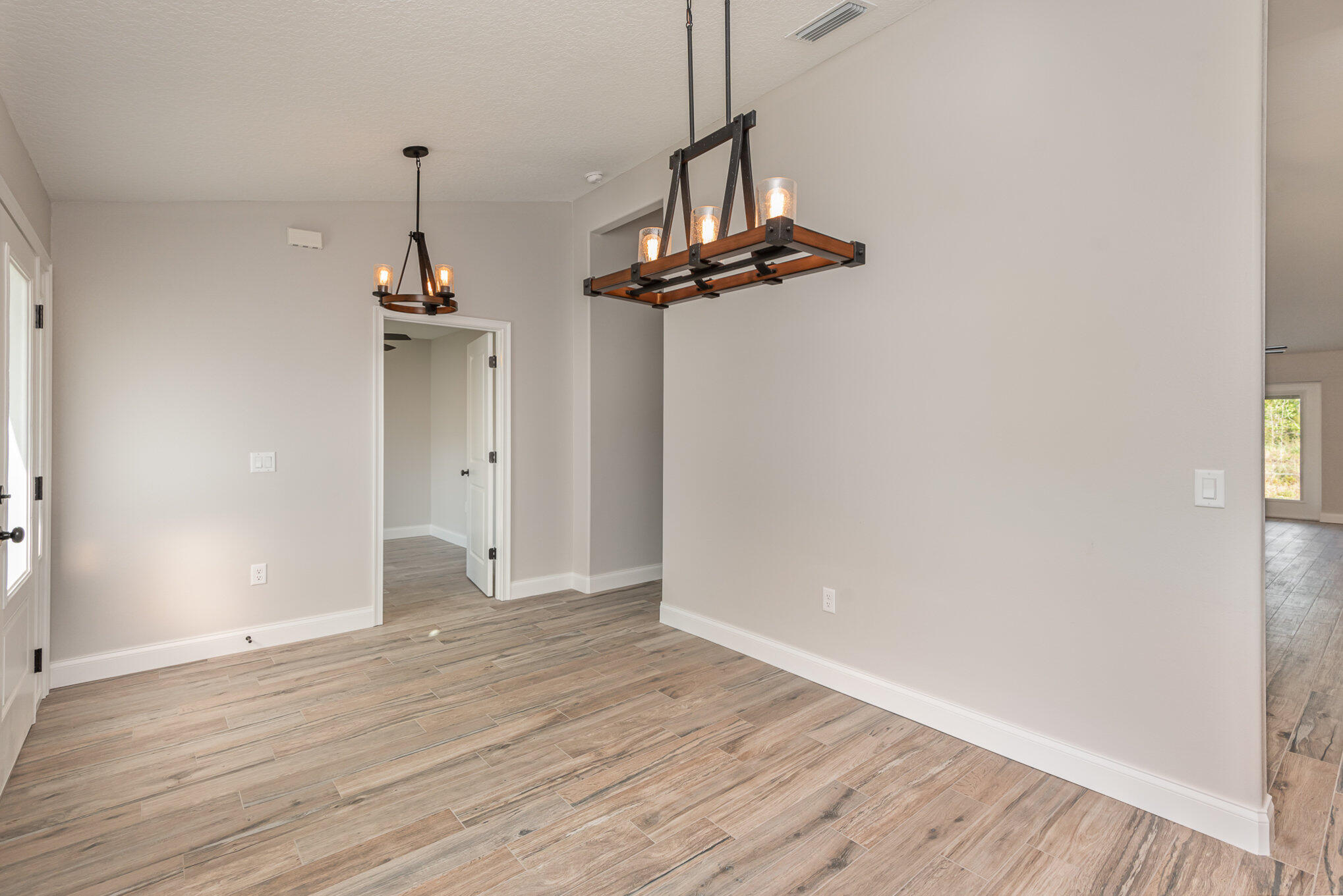 3940 Aurantia Road Mims, FL 32754 - Photo 5 of 24 007_dsc_4802-edit