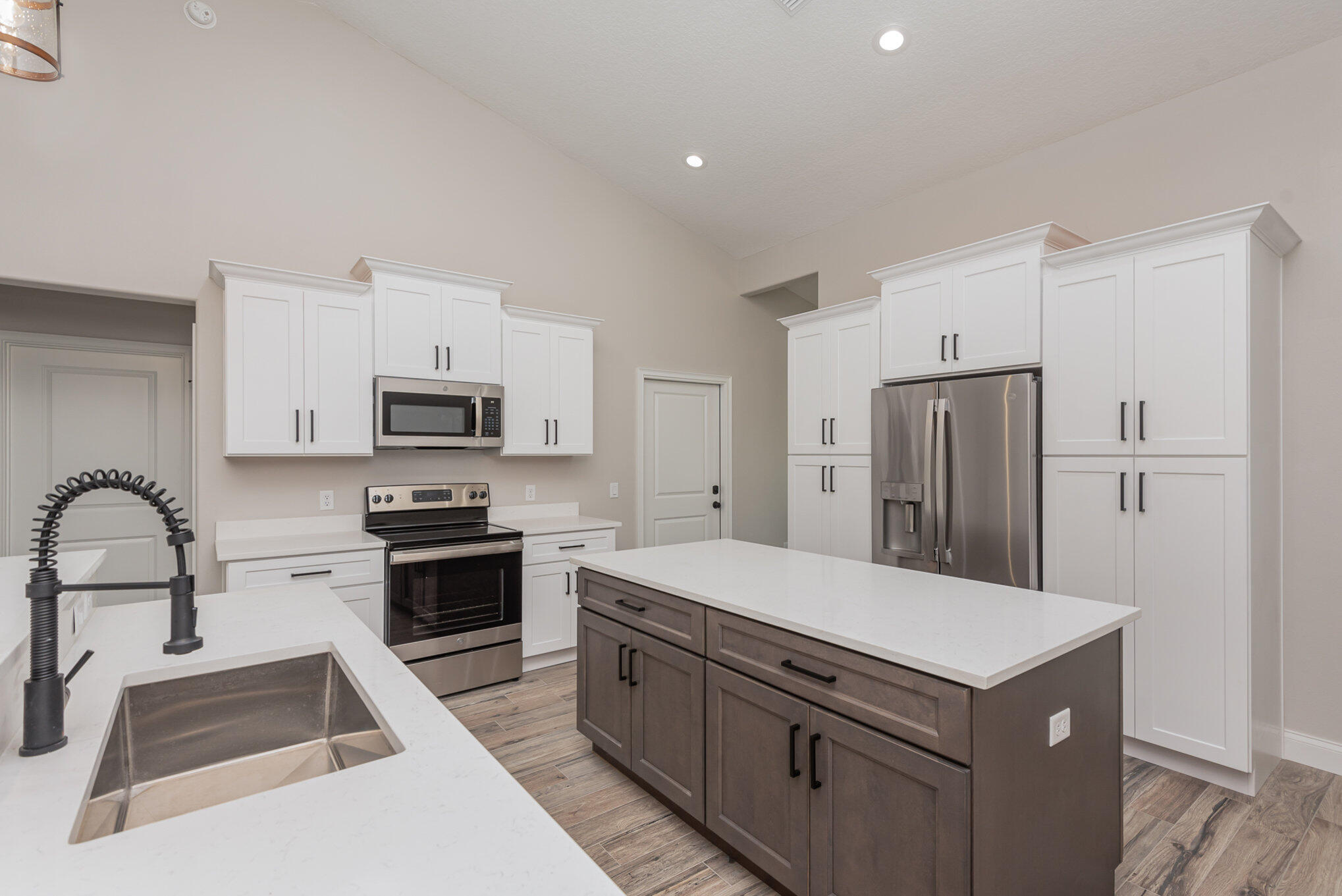 3940 Aurantia Road Mims, FL 32754 - Photo 7 of 24 010_dsc_4830-edit