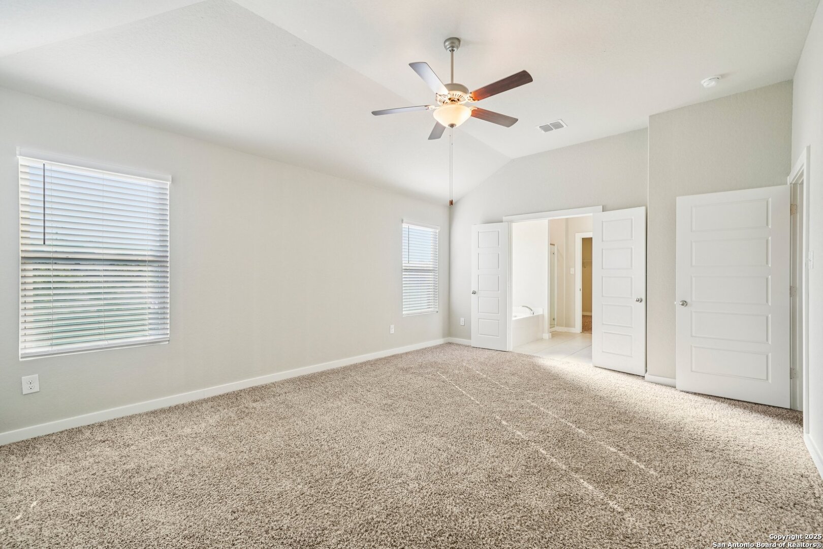 15015 Costa Leon San Antonio, TX 78245 - Photo 16 of 32