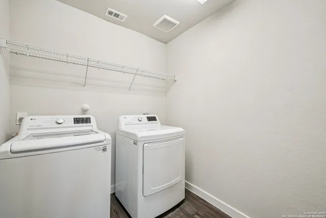 $2,195 | 15015 Costa Leon, San Antonio, TX 78245