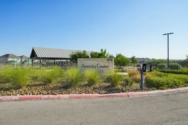 $2,195 | 15015 Costa Leon, San Antonio, TX 78245