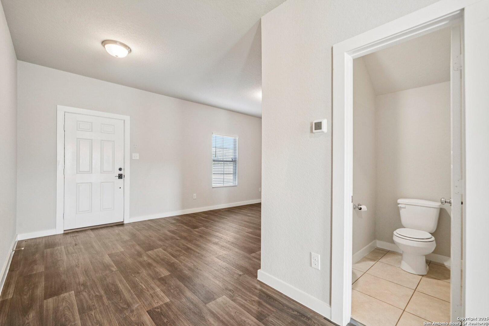 15015 Costa Leon San Antonio, TX 78245 - Photo 4 of 32