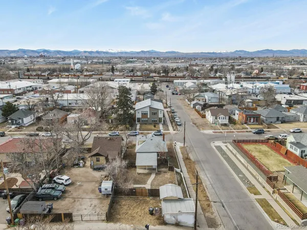 an aerial view of multiple house