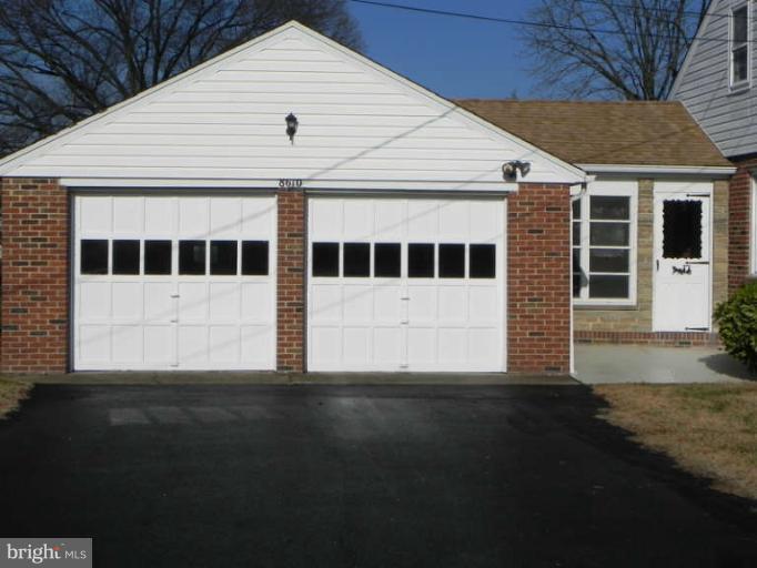 8610 McDaniel Road Baltimore, MD 21237 - Photo 2 of 29 Garage on left, Breezeway on right