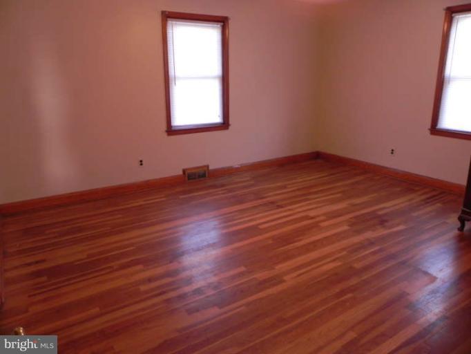 8610 McDaniel Road Baltimore, MD 21237 - Photo 12 of 29 Bedroom