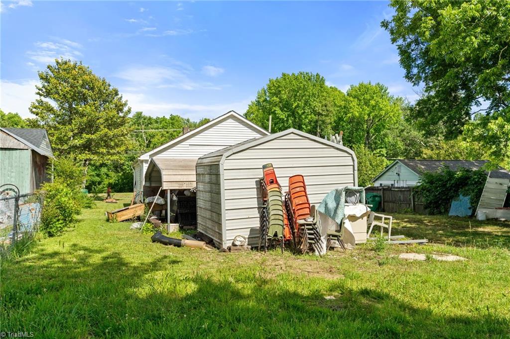 263 Dorothy Street High Point, NC 27262 - Photo 29 of 30 Gallery Image 29