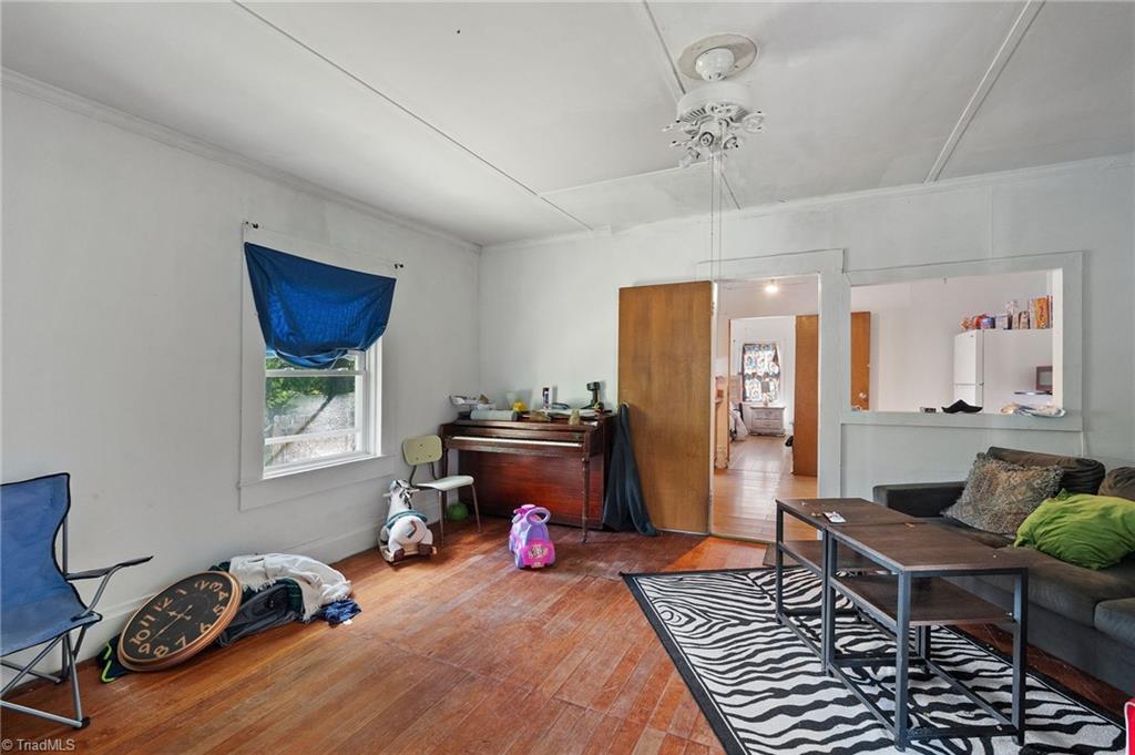 263 Dorothy Street High Point, NC 27262 - Photo 7 of 30 Gallery Image 7