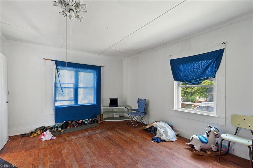 263 Dorothy Street High Point, NC 27262 - Photo 10 of 30 Gallery Image 10