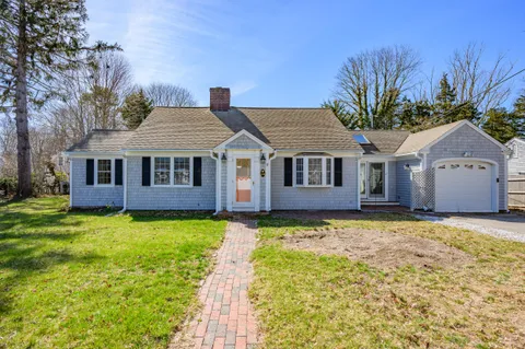 $799,000 | 129 Park Avenue, Centerville, MA 02632