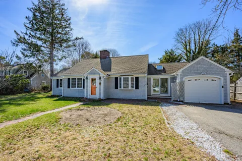$799,000 | 129 Park Avenue, Centerville, MA 02632
