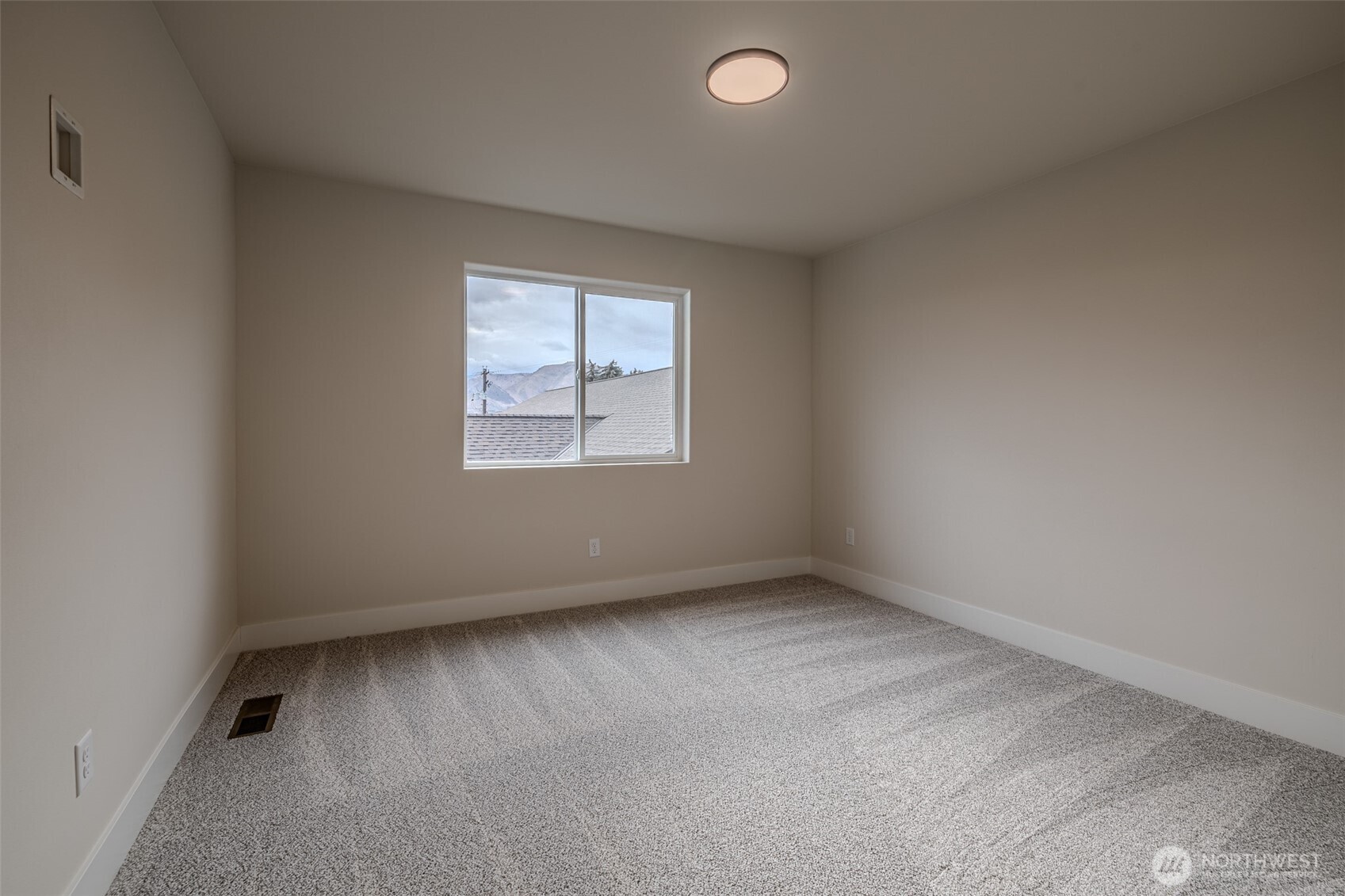 1919 Westhaven Wenatchee, WA 98801 - Photo 31 of 35