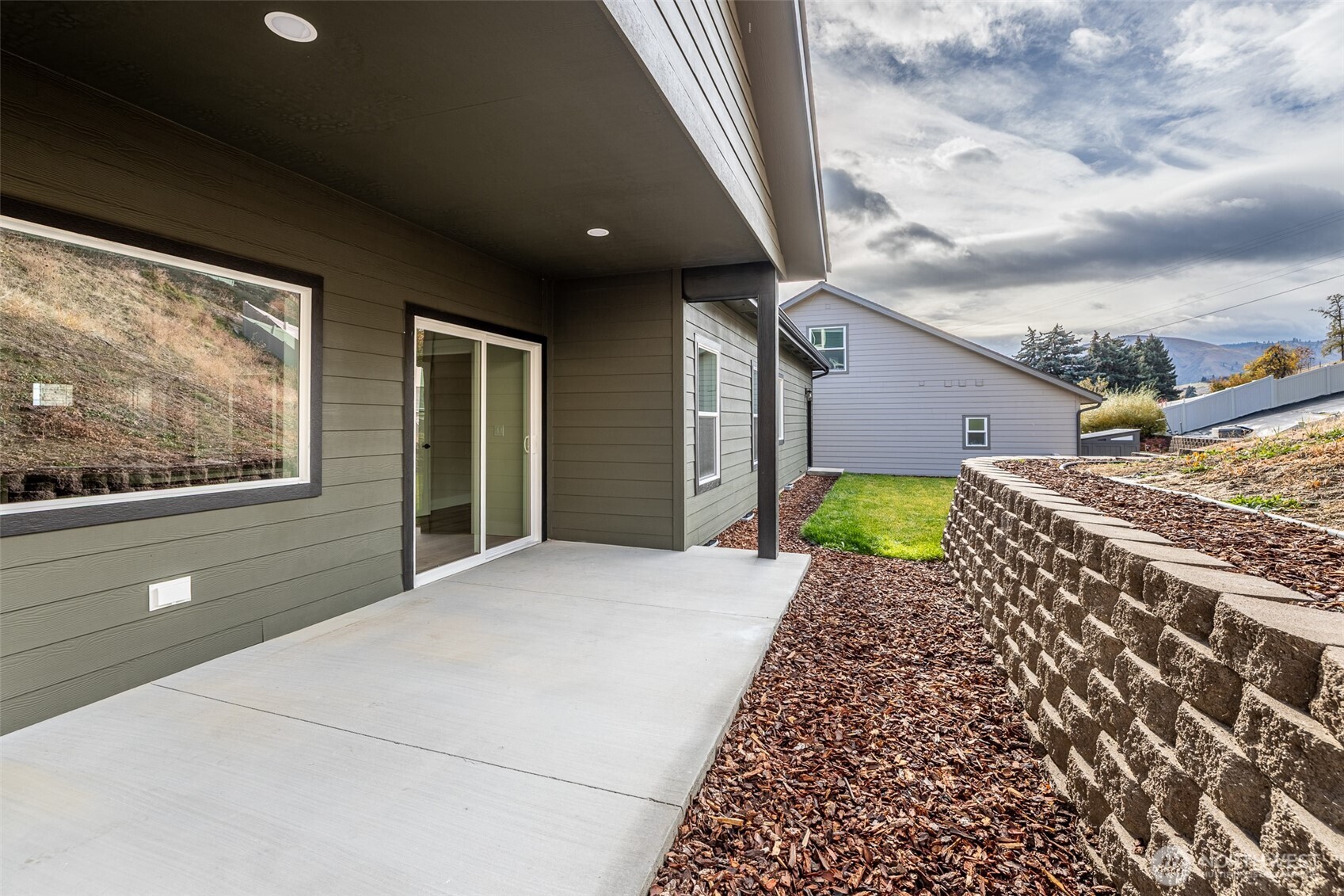 1919 Westhaven Wenatchee, WA 98801 - Photo 33 of 35