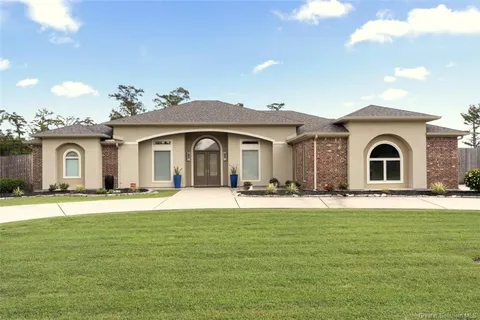 $699,000 | 2640 Bay Forest Drive, Westlake, LA 70669