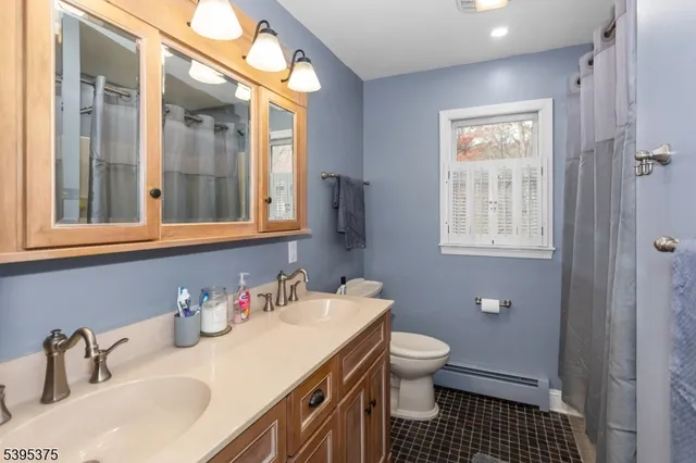 $549,900 | 7 Dover-Milton Road, Oak Ridge, NJ 07438