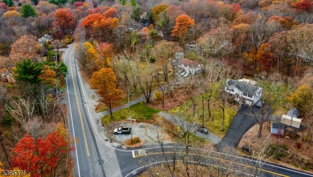 $549,900 | 7 Dover-Milton Road, Oak Ridge, NJ 07438