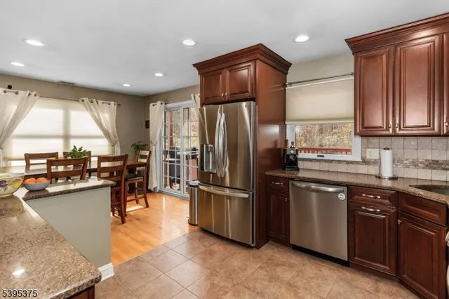 $549,900 | 7 Dover-Milton Road, Oak Ridge, NJ 07438