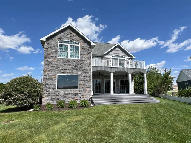 $855,900 | 1620 Colonial Drive, Rochester, IN 46975